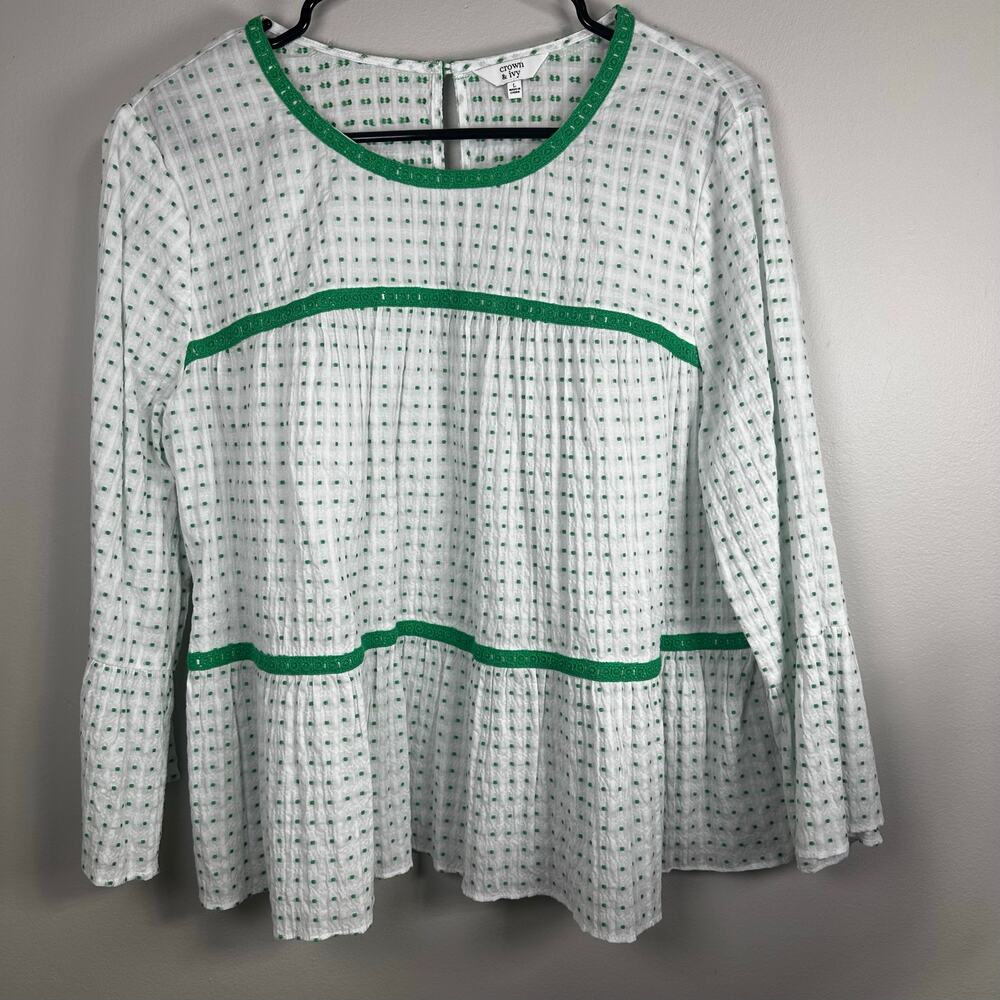 Crown & Ivy Green Gale Tropicalia Long Bell Sleeve Top